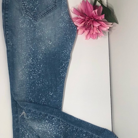 Rock & Republic distress jeans size 10. (B1) - Picture 9 of 13